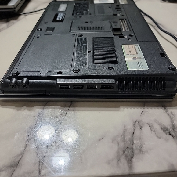 HP Probook 6540b Intel Core I5 - Picture 2 of 6